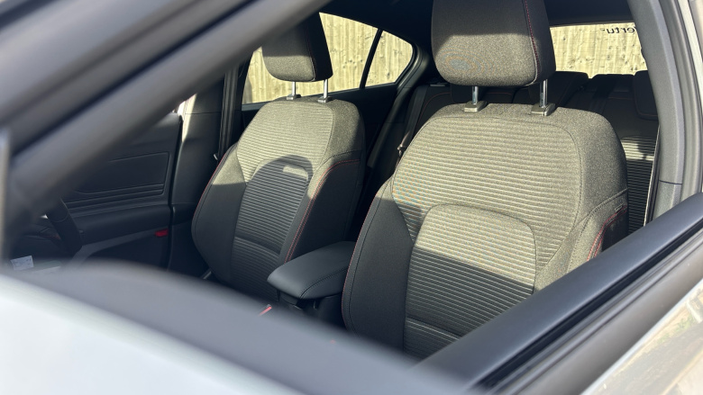 Ford Focus 1.0 EcoBoost Hybrid mHEV 155 ST-Line 5dr Auto Petrol Hatchback